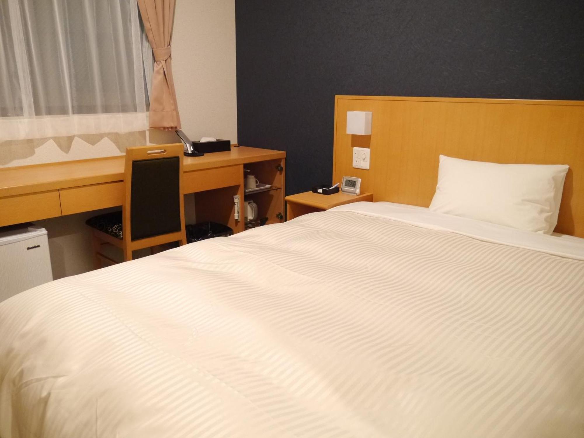 Fukuchiyama Sun Hotel Rum bild